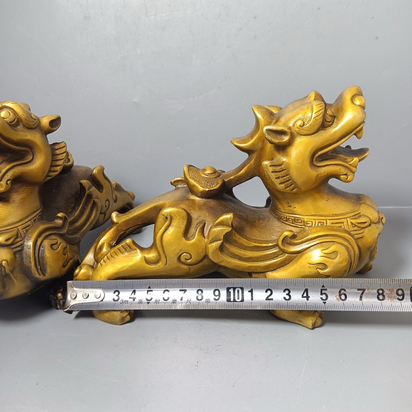 A pair of Chinese antique pure copper Pixiu ornaments