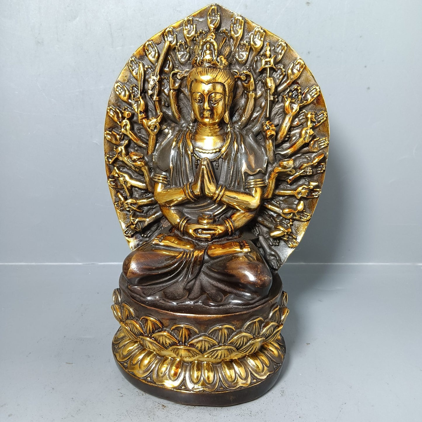 Chinese antique pure copper thousand handed Guanyin ornaments
