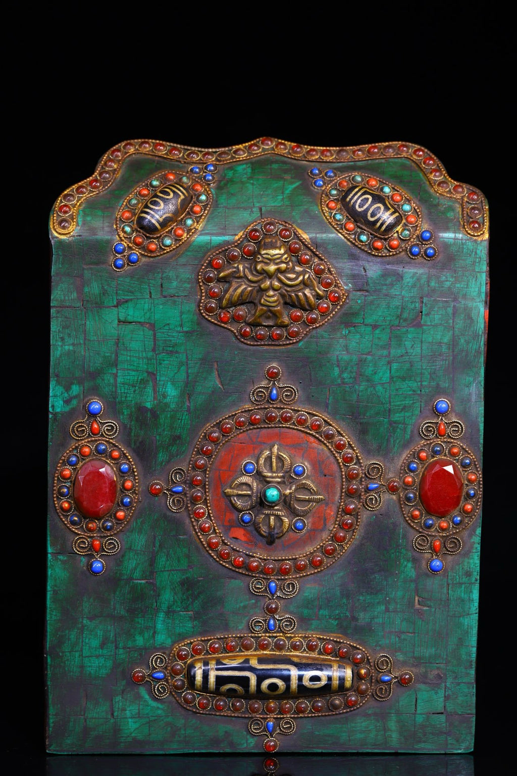 Handmade filigree inlaid gemstones