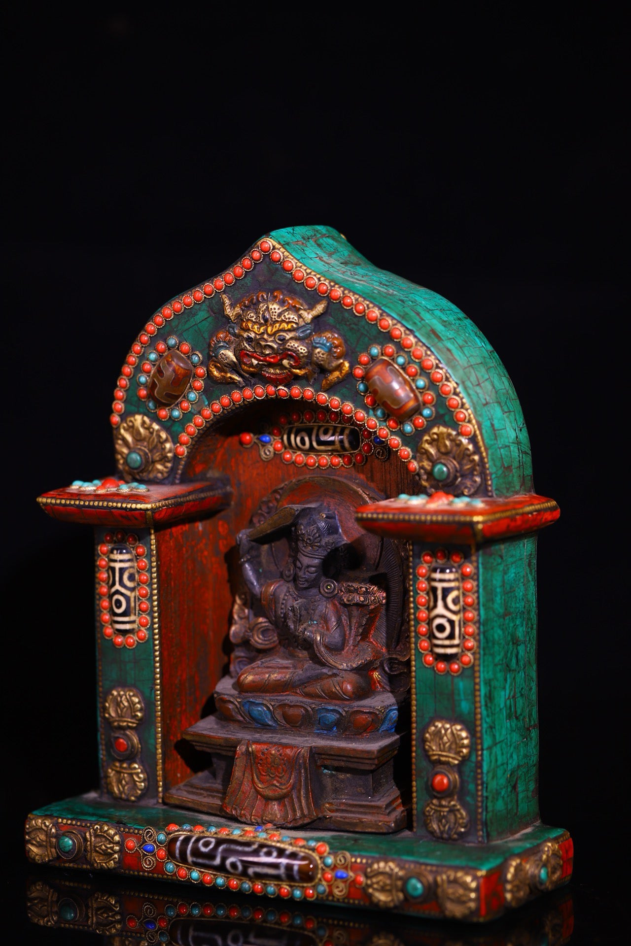 Copper gilded gold handmade silk inlaid gemstone Buddha niche