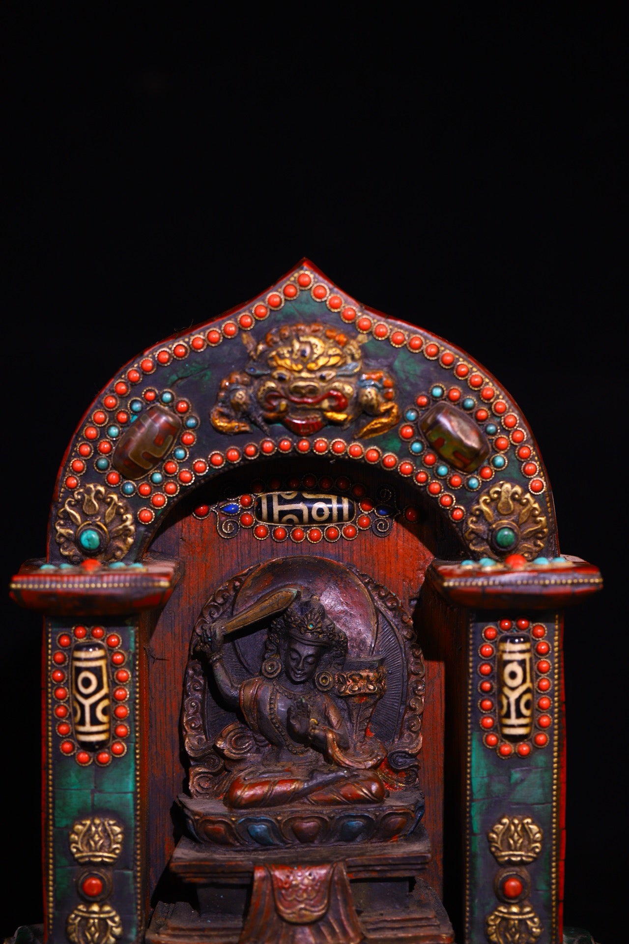 Copper gilded gold handmade silk inlaid gemstone Buddha niche