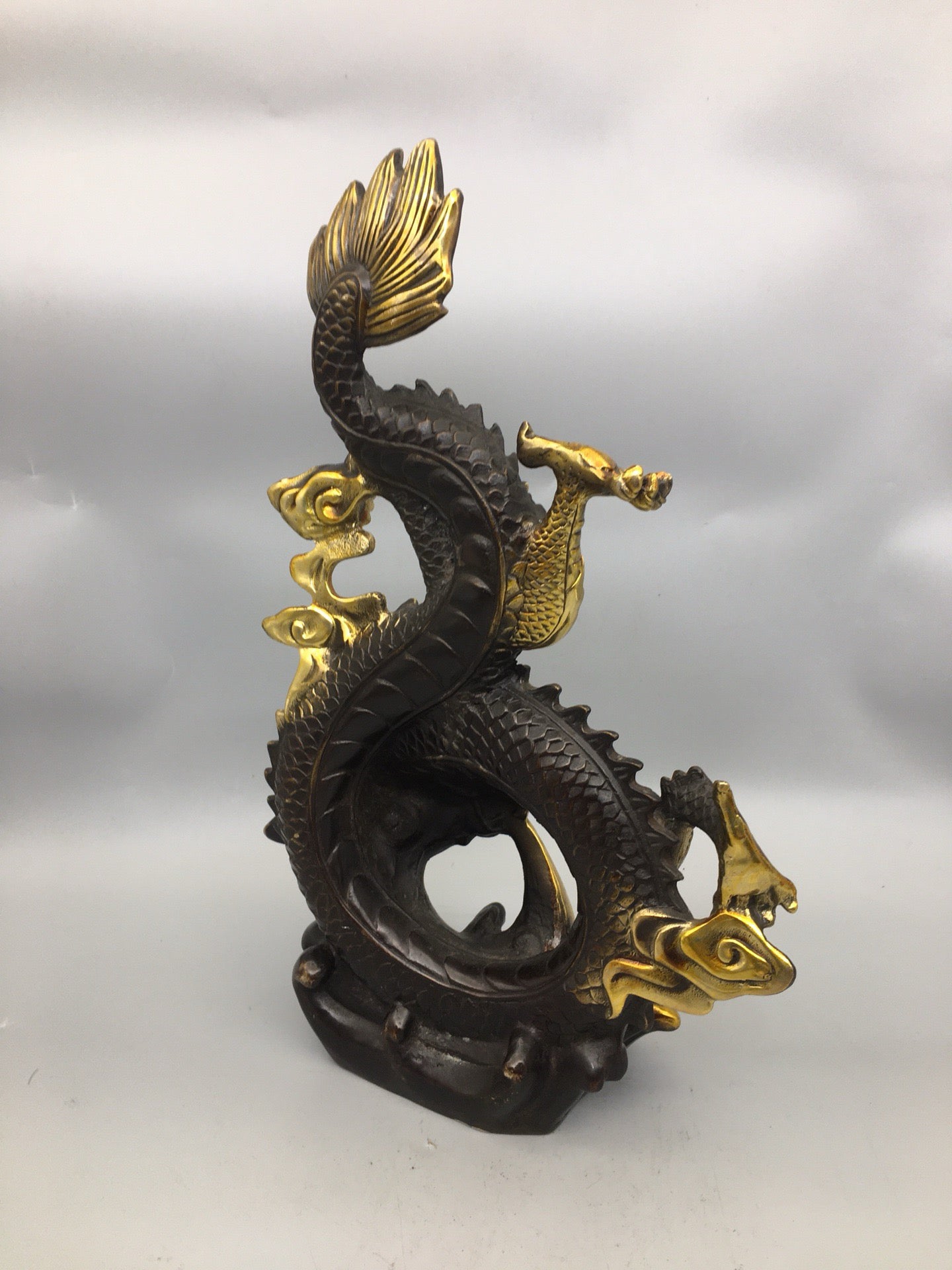 Pure copper standing dragon ornaments