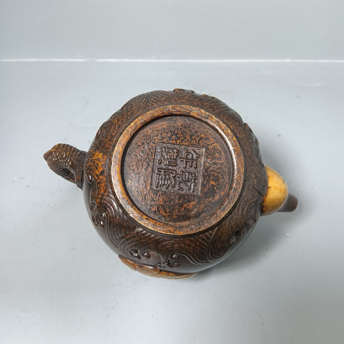 Chinese antique pure copper fish pot