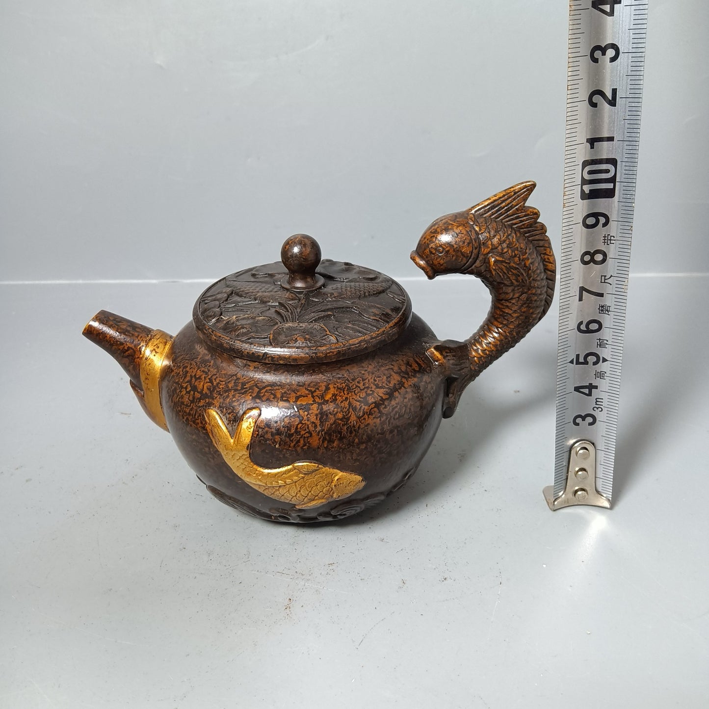 Chinese antique pure copper fish pot