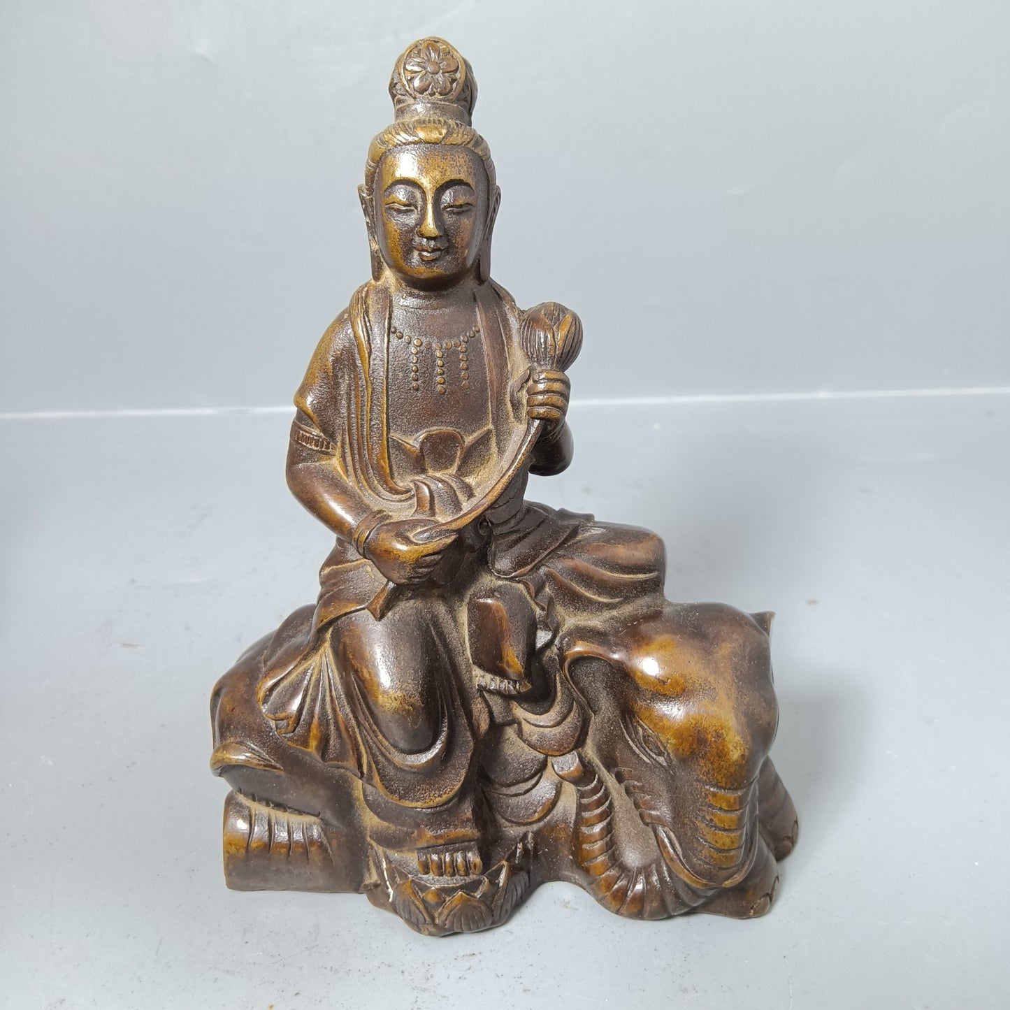 A pair of Chinese antique pure copper Manjushri universal sages