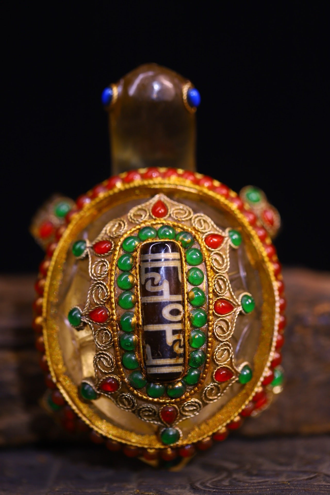 Natural crystal, pure handmade filigree inlay with gemstones, attracting wealth turtles