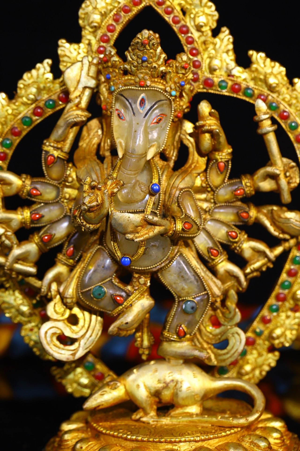 Natural crystal, pure handmade hammering, carving, pure handmade filigree inlay with gemstones, elephant nosed God of Wealth
