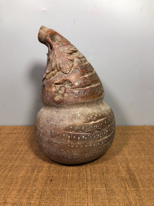 Bamboo root carved gourd