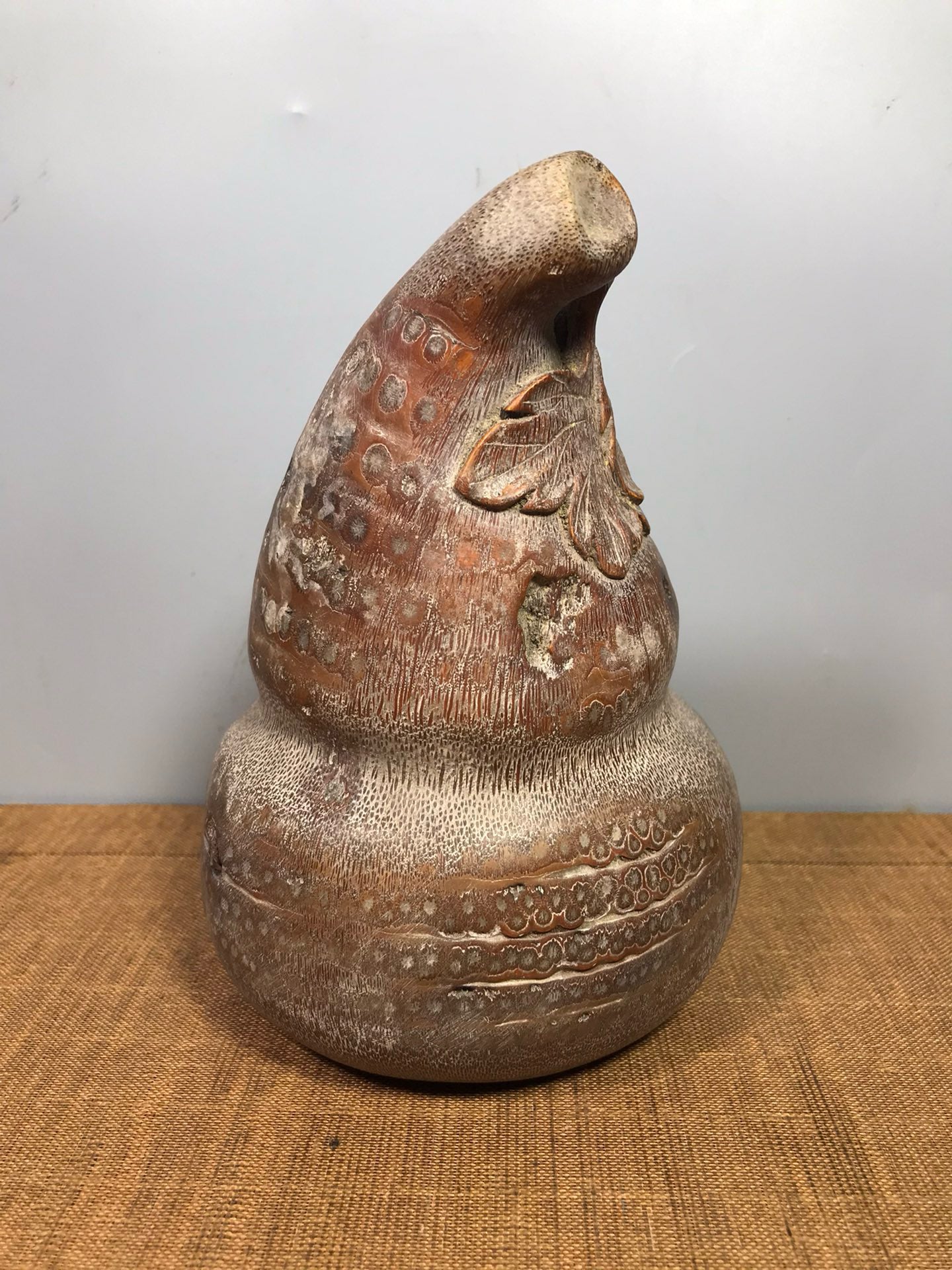 Bamboo root carved gourd