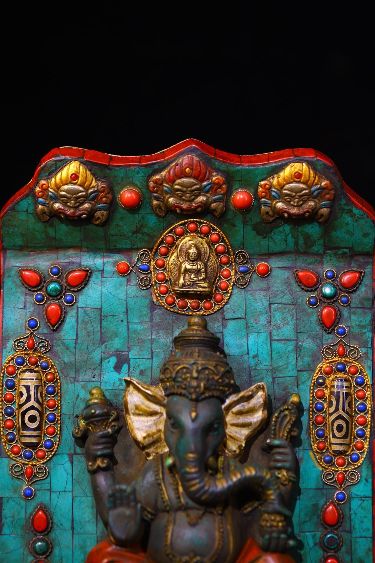 Handmade filigree inlaid gemstones, heavenly pearl Buddha niches