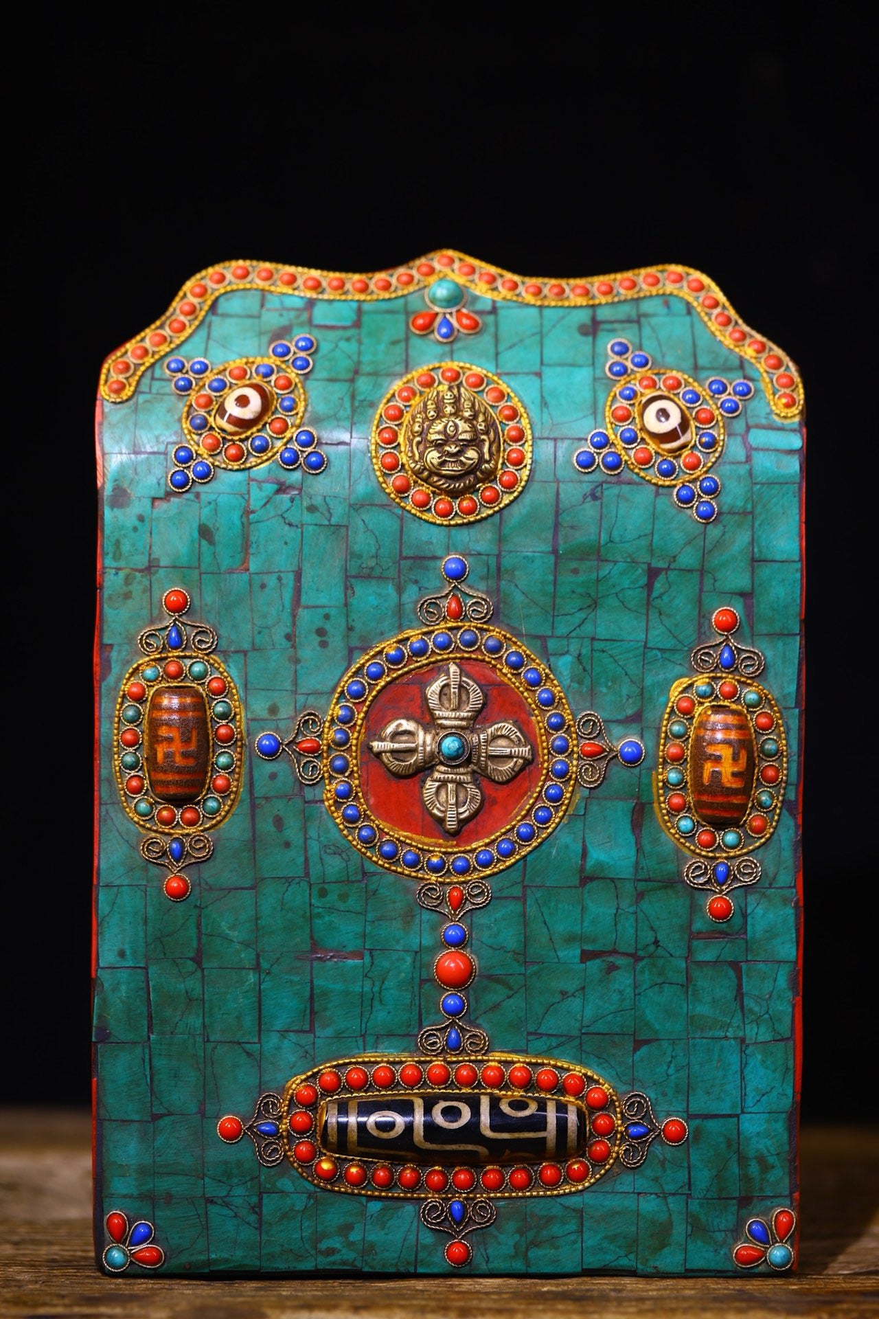 Handmade filigree inlaid gemstones, heavenly pearl Buddha niches
