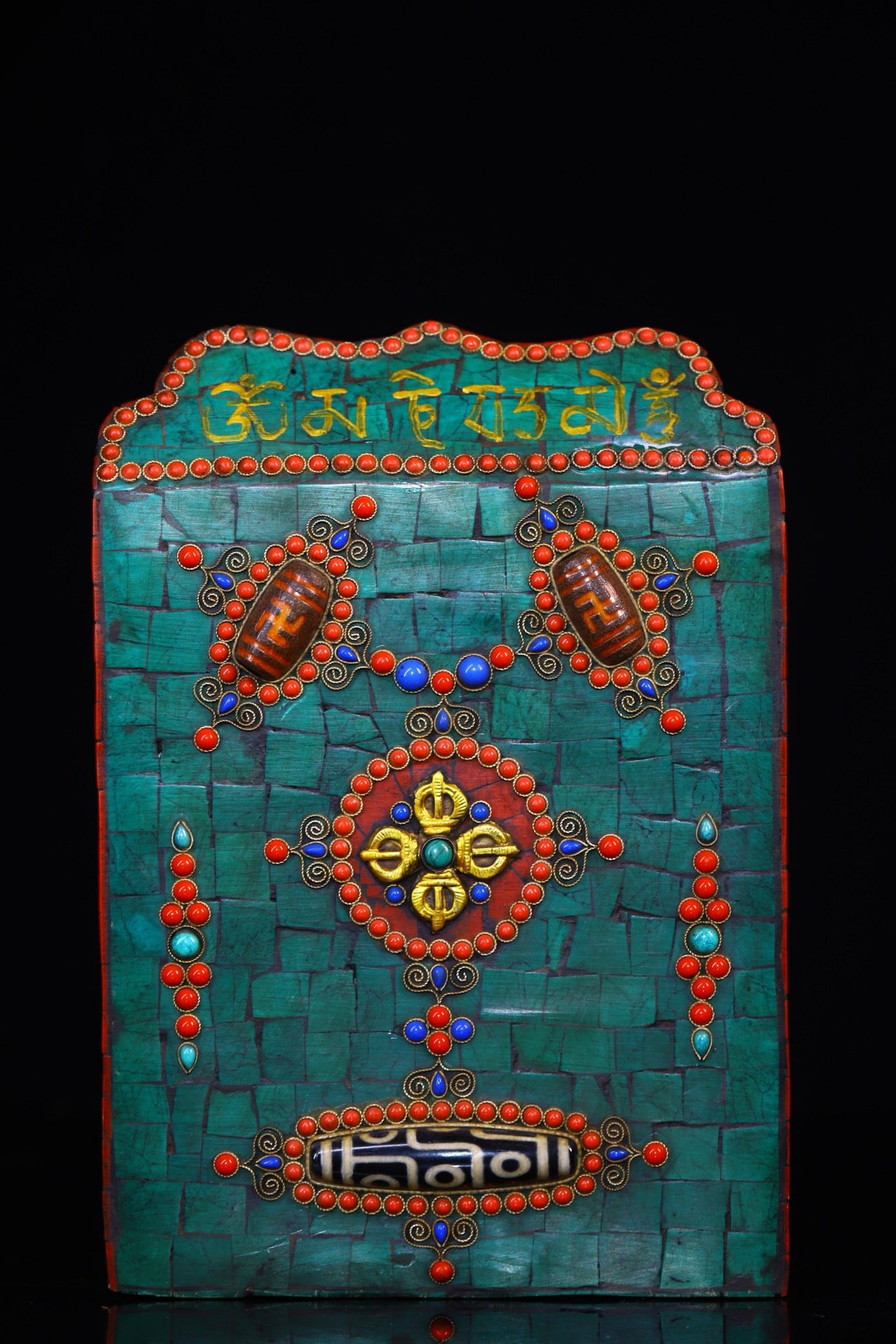 Handmade filigree inlaid gemstones, heavenly pearl Buddha niches