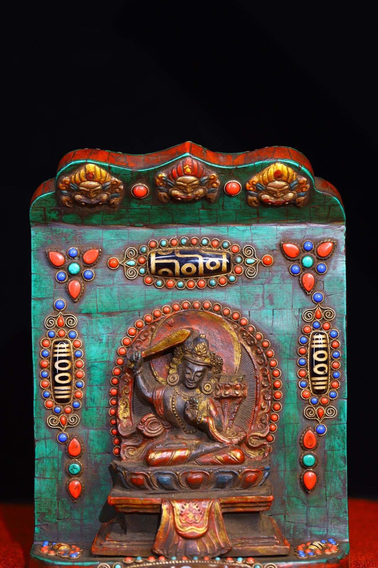Handmade filigree inlaid gemstones, heavenly pearl Buddha niches