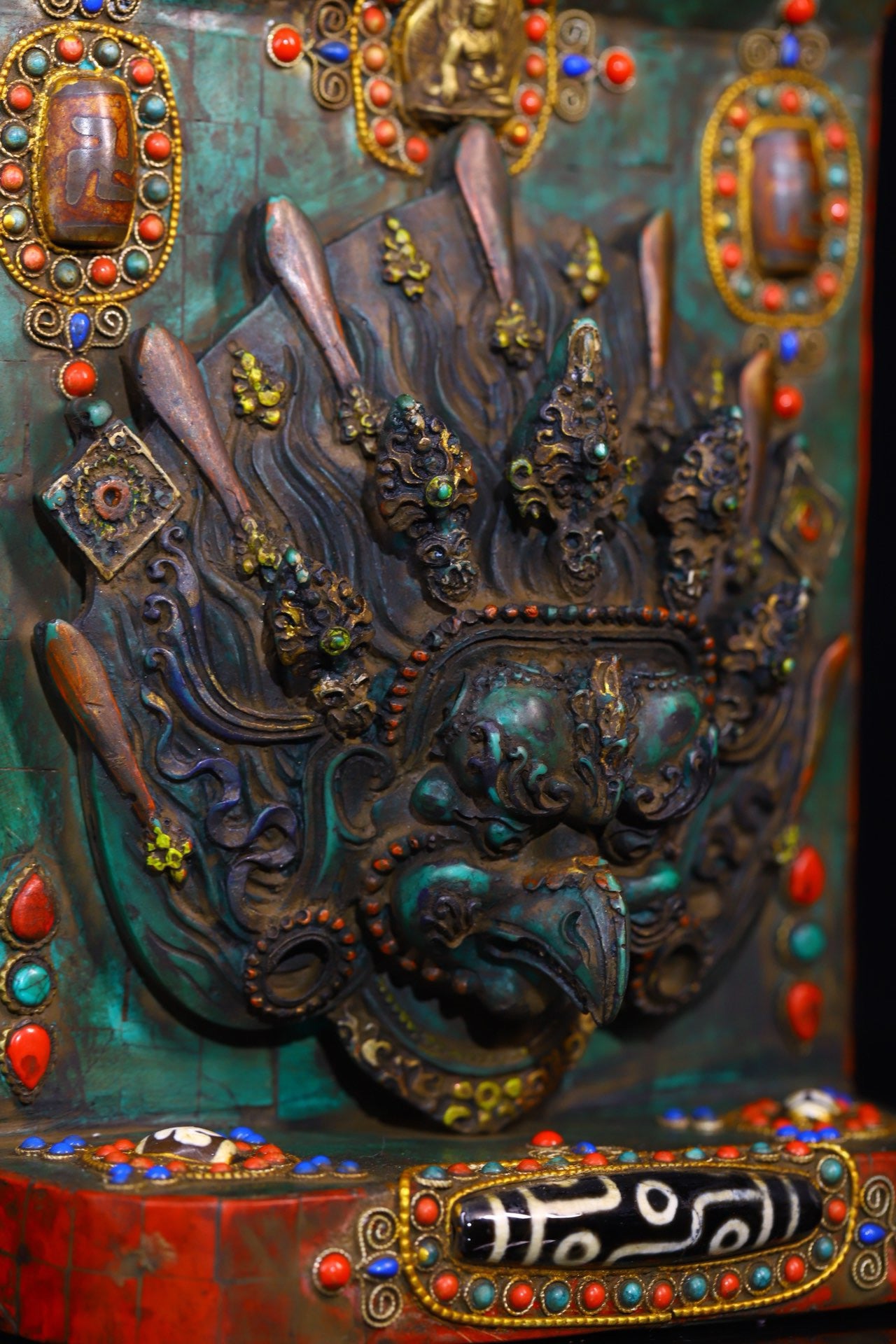 Handmade filigree inlaid gemstones