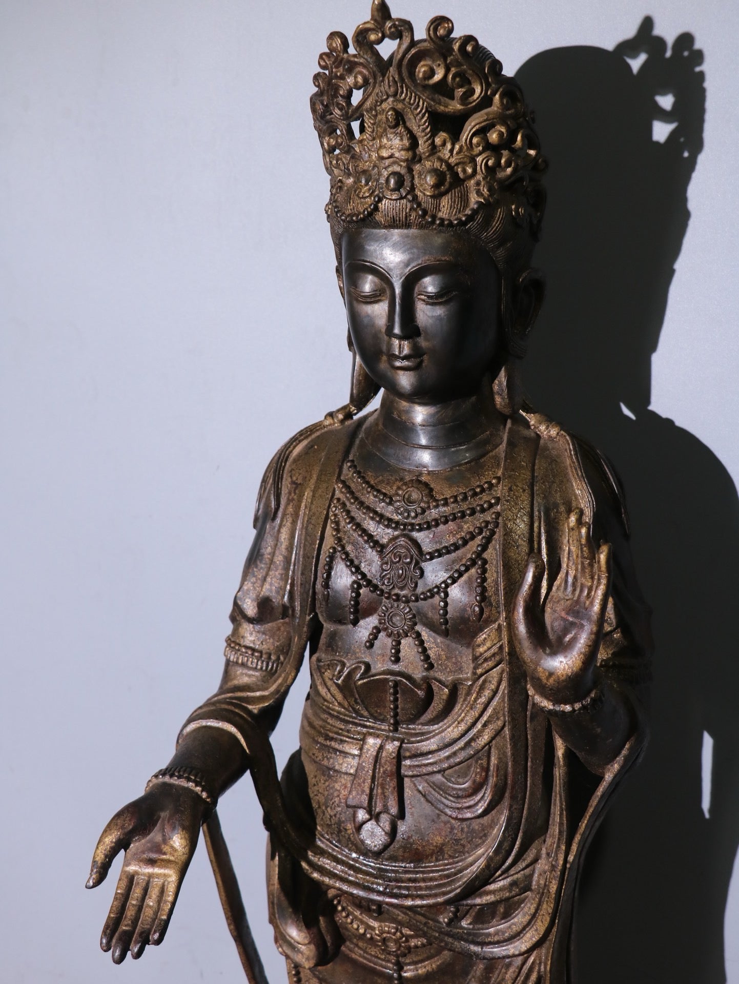 Chinese Antique [Complete Statue of Guanyin Bodhisattva]