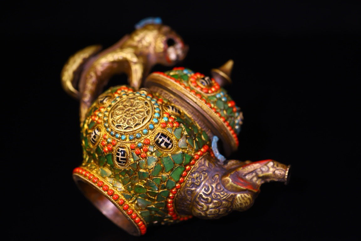 Made of pure copper by hand, inlaid with gemstones, the Heavenly Bead Butter Pot