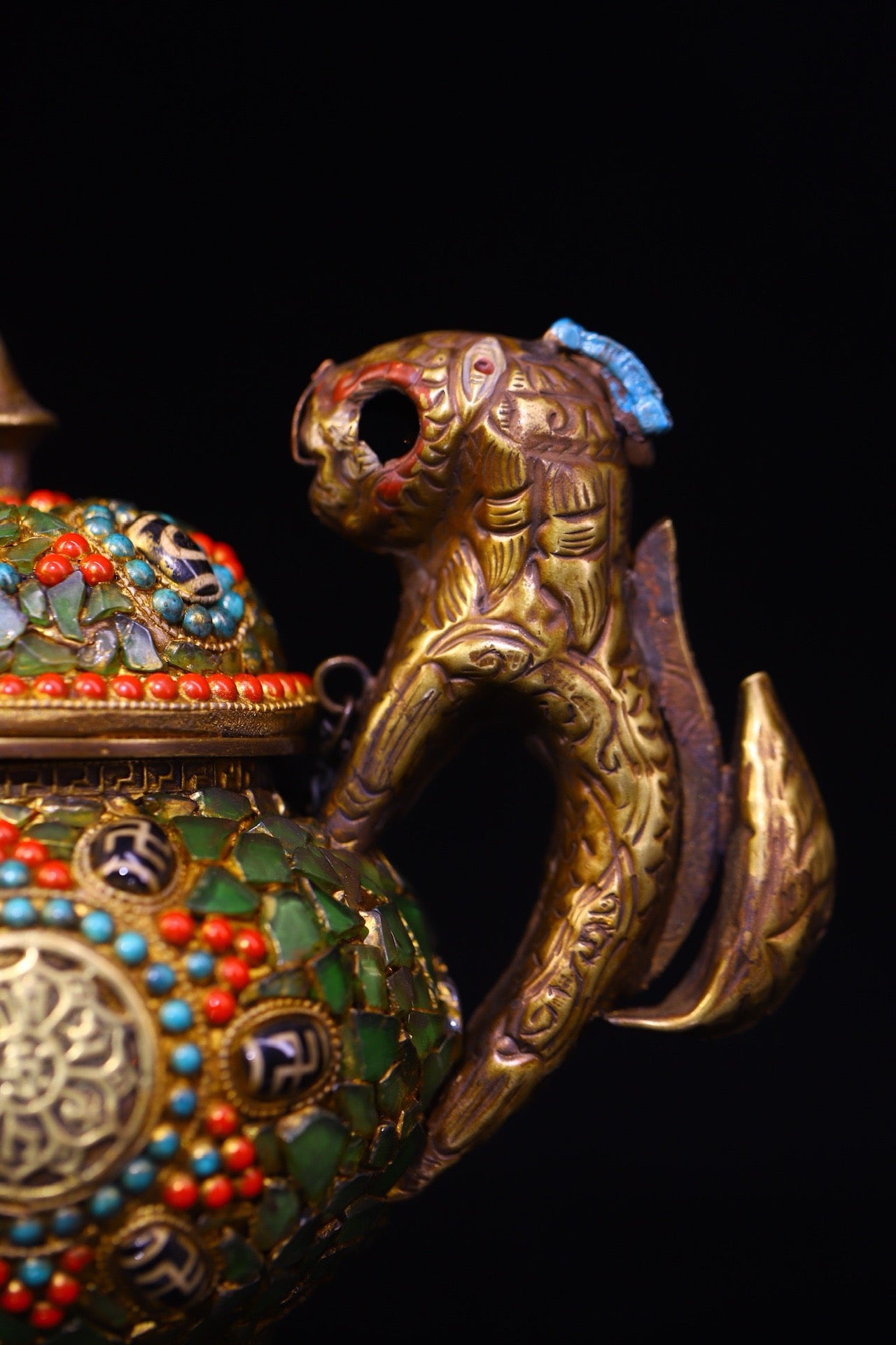 Made of pure copper by hand, inlaid with gemstones, the Heavenly Bead Butter Pot