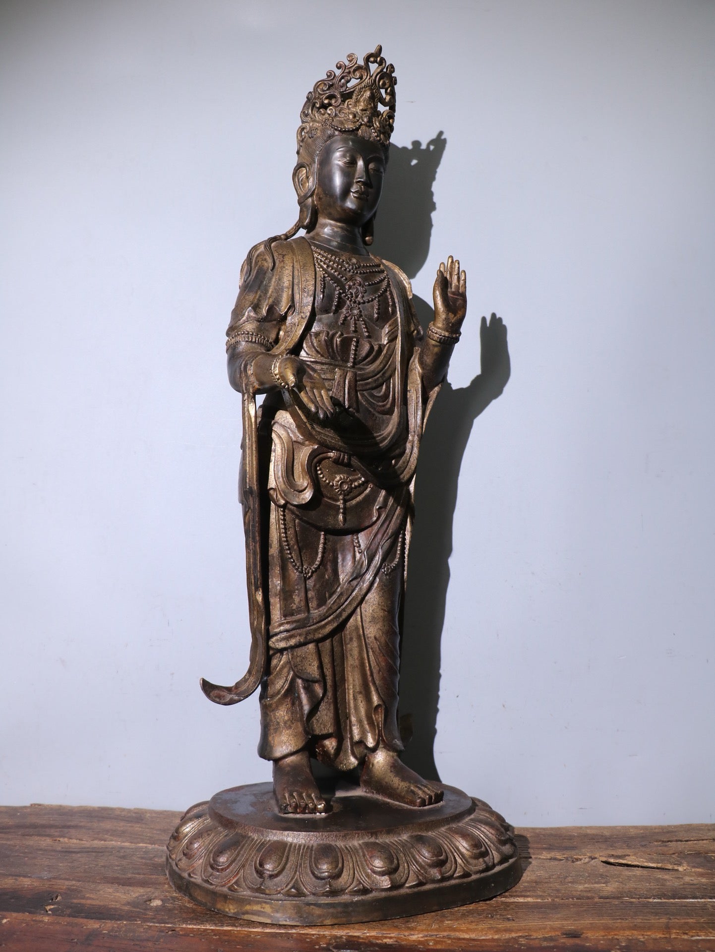 Chinese Antique [Complete Statue of Guanyin Bodhisattva]