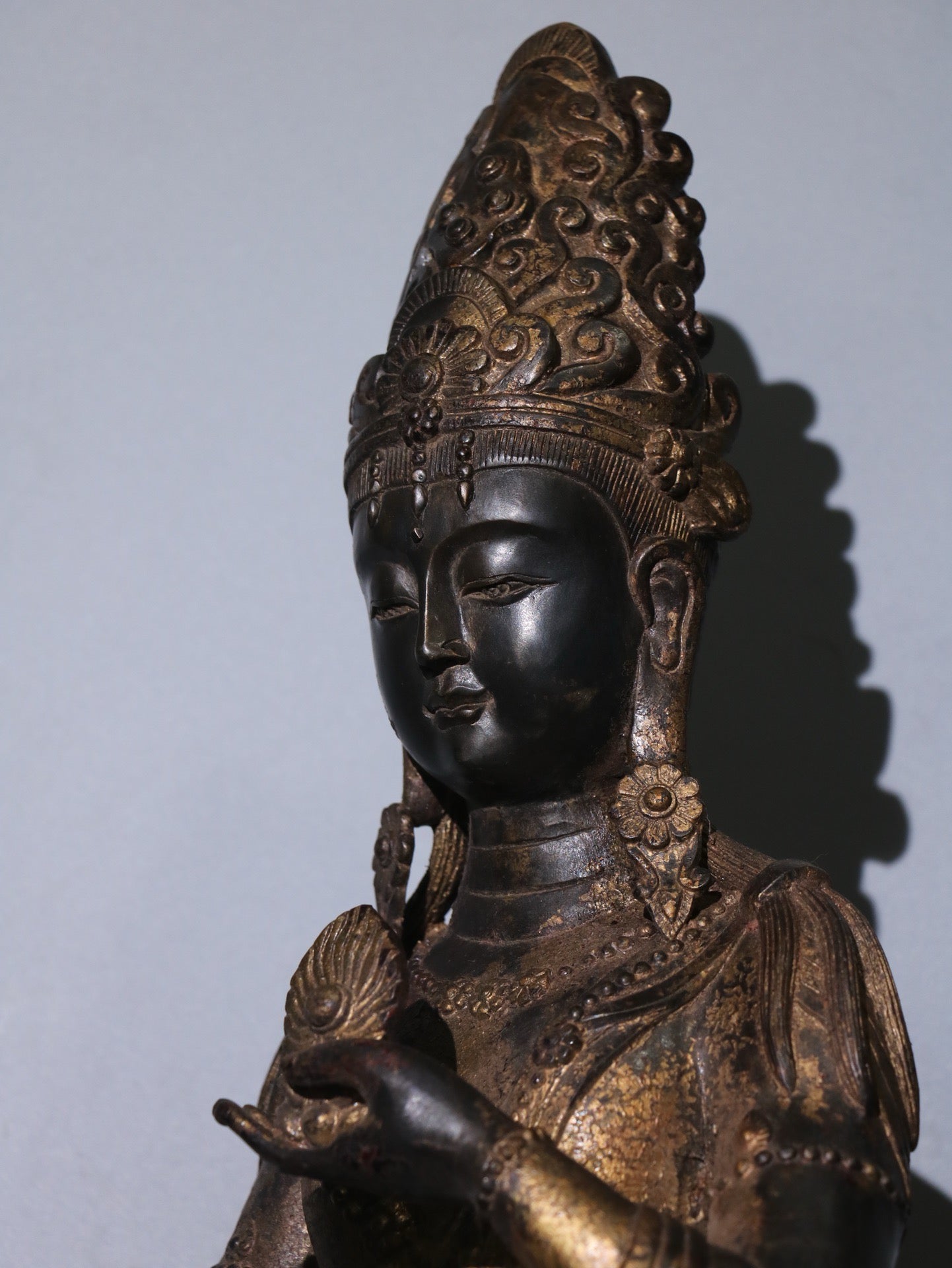 Chinese Antique [Complete Statue of Guanyin Bodhisattva]