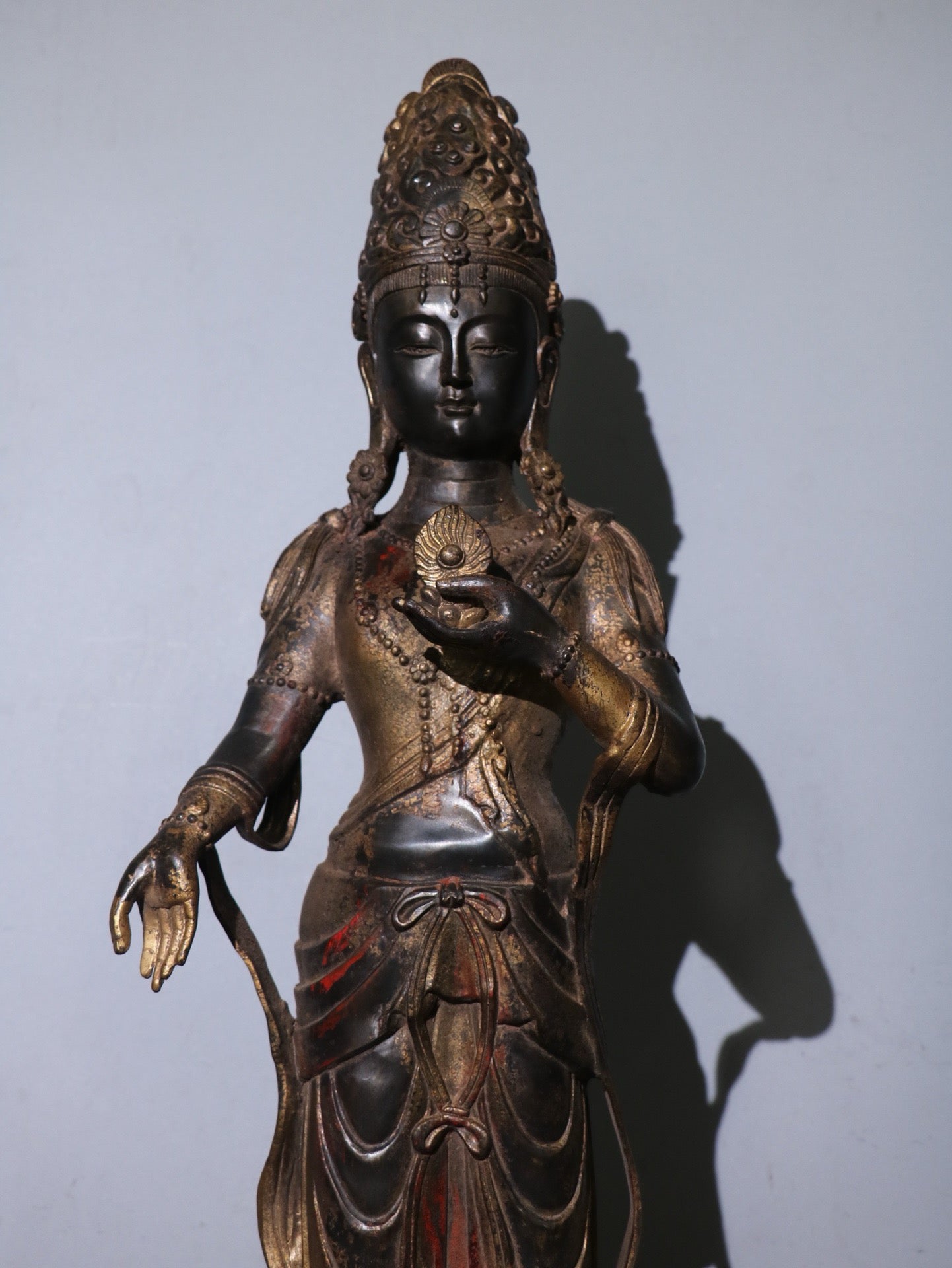 Chinese Antique [Complete Statue of Guanyin Bodhisattva]