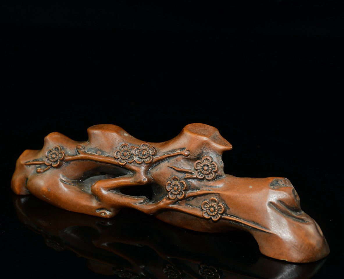 Huangyang wood plum blossom pen holder ornament