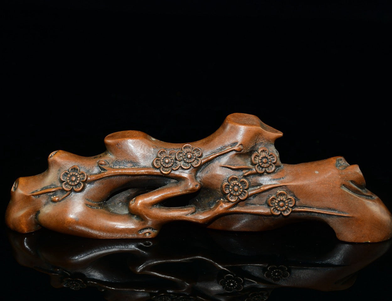 Huangyang wood plum blossom pen holder ornament