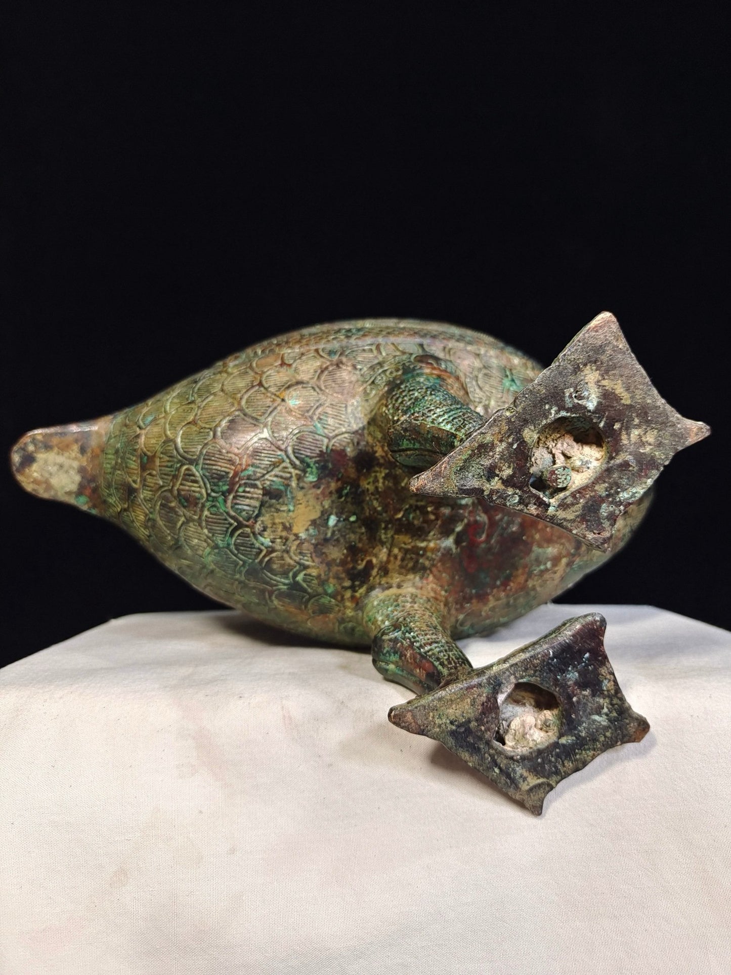 Bronze ware duck shaped smoking furnace