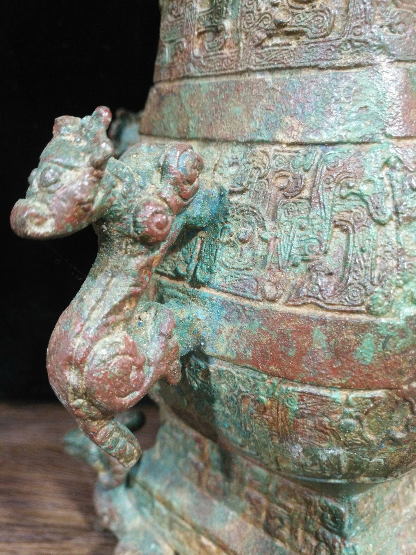 Bronze vessel with four bird lid teapot