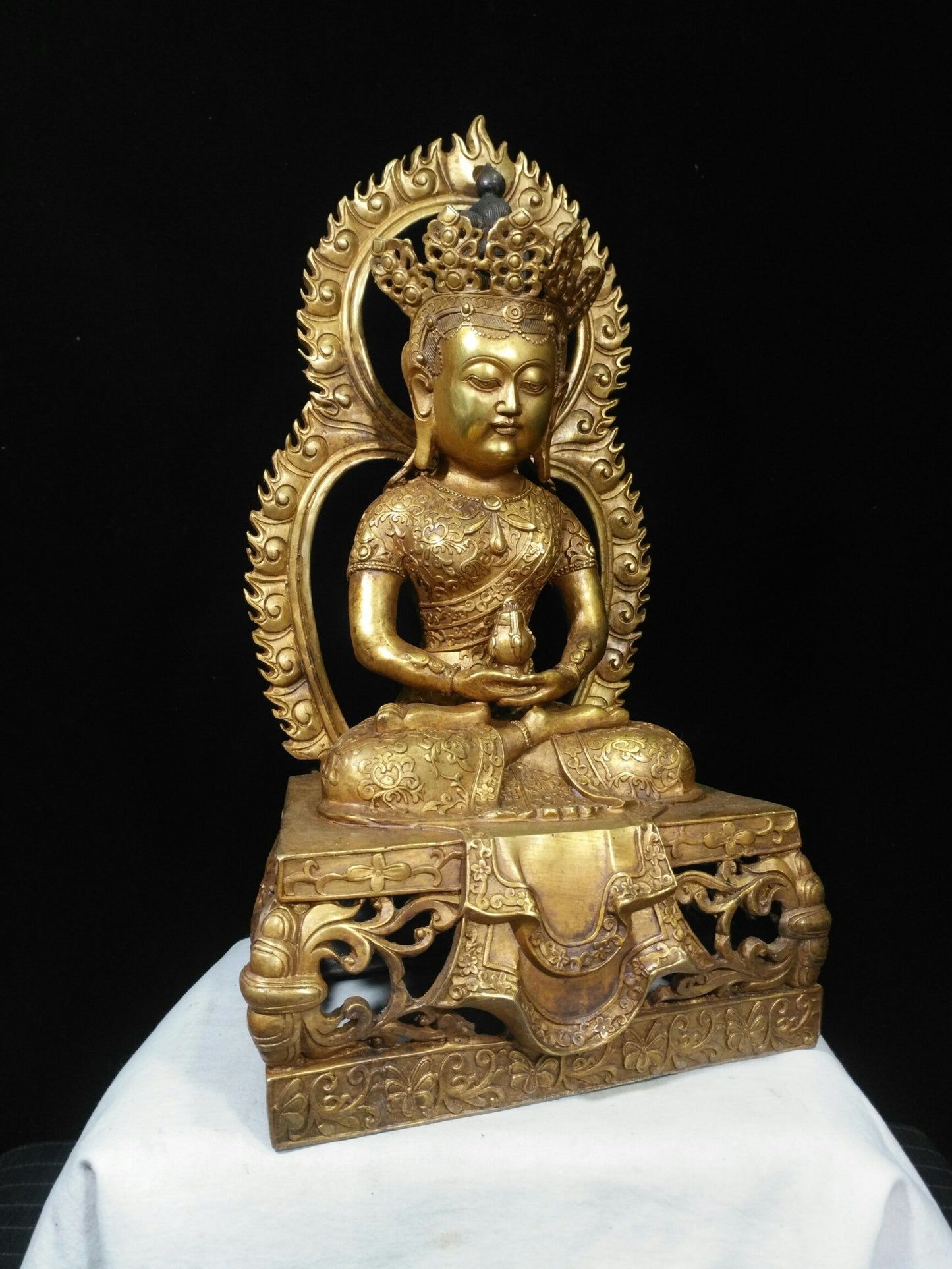 Pure copper longevity Buddha