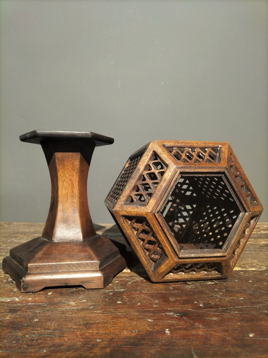 Chinese antique rosewood handmade hollowed out carved lamp
