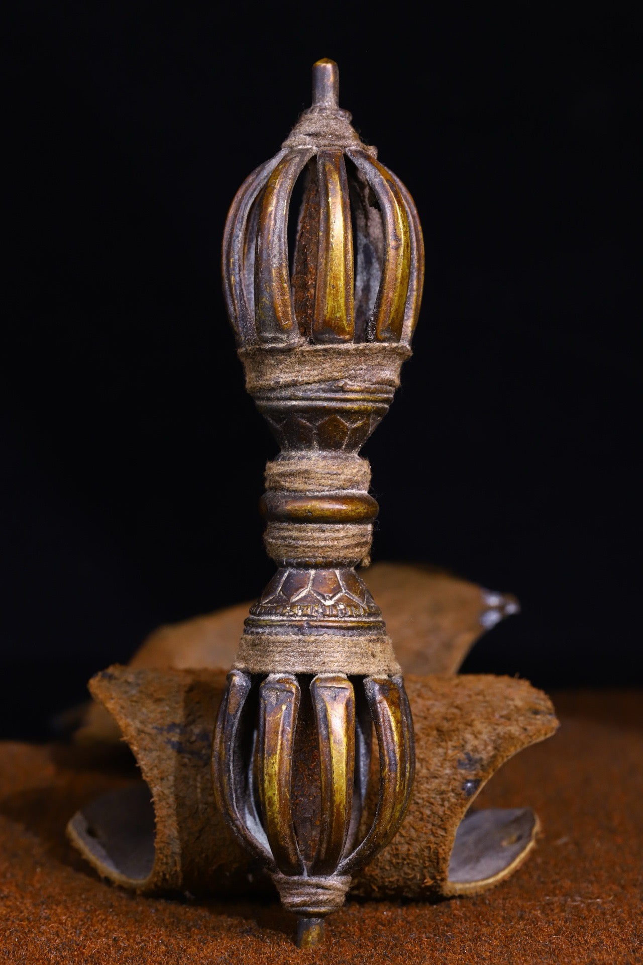 Copper body pure handmade hammering, chiseling and carving of old artifacts