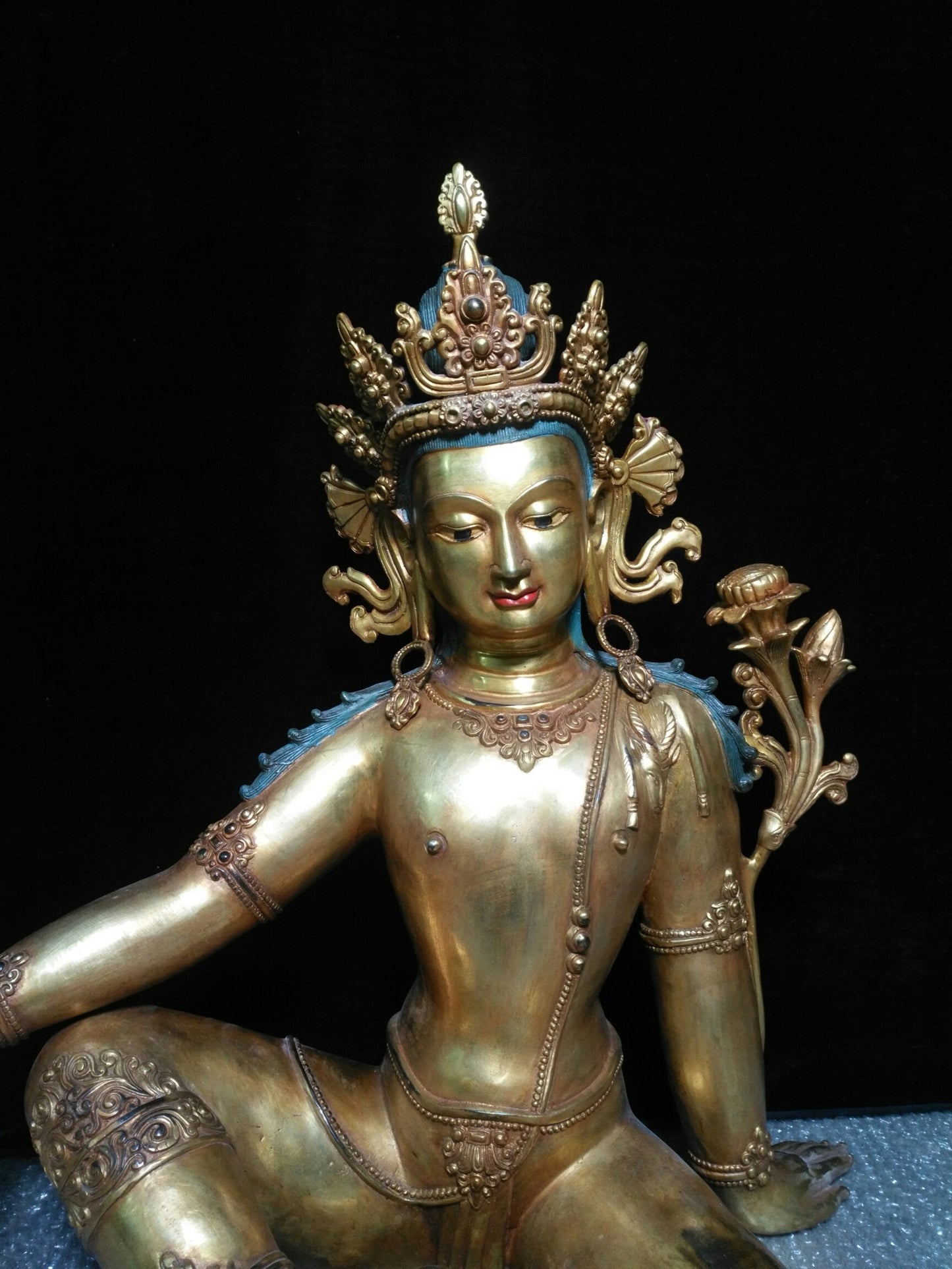 Pure Copper Tara Bodhisattva