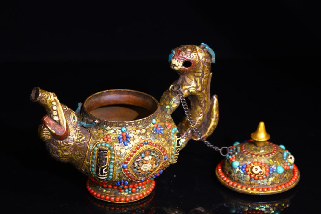 Made of pure copper by hand, inlaid with gemstones, the Heavenly Bead Butter Pot
