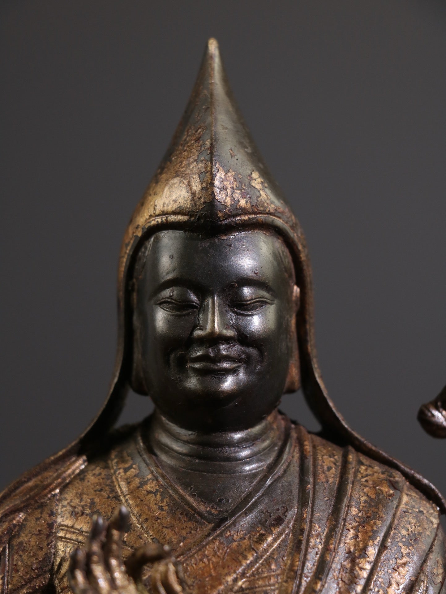 A Chinese antique pure copper statue of Zongkaba