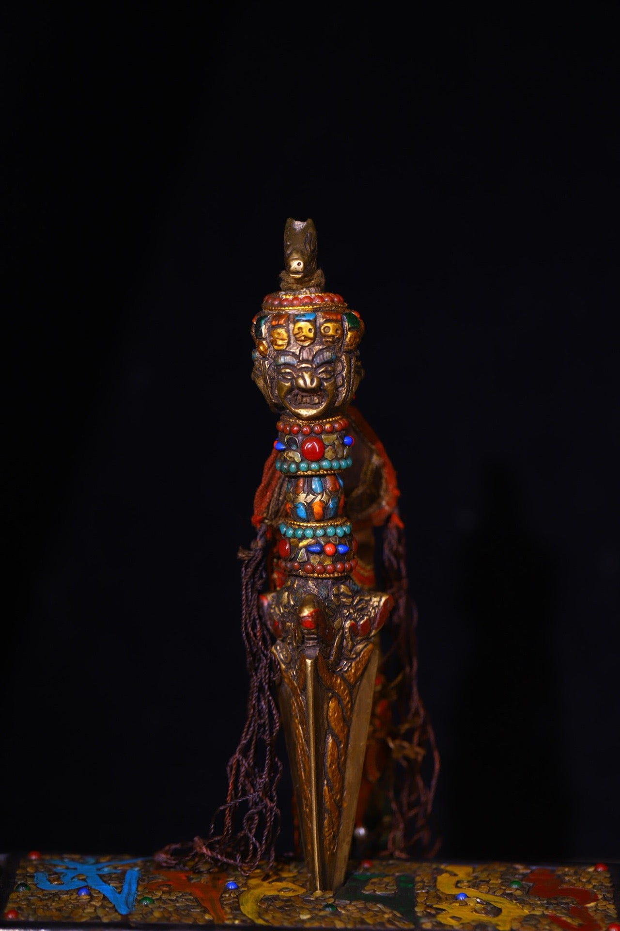 Made of pure copper by hand, carved with colorful paintings and inlaid with heavenly beads and diamond pestle