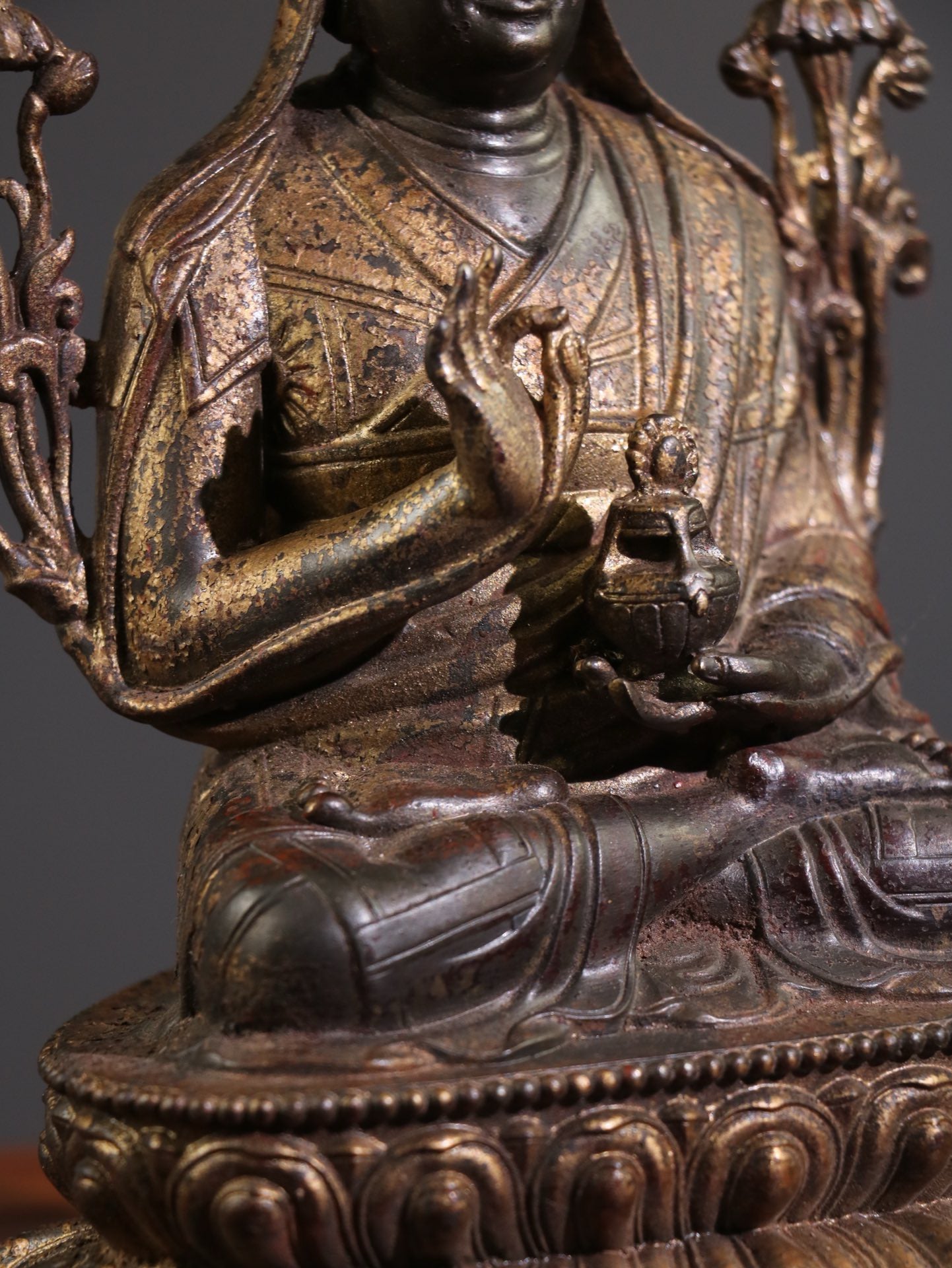 A Chinese antique pure copper statue of Zongkaba