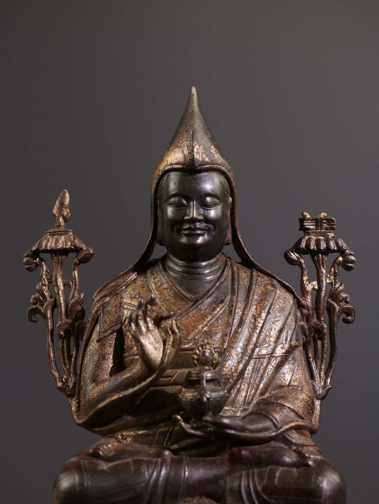 A Chinese antique pure copper statue of Zongkaba