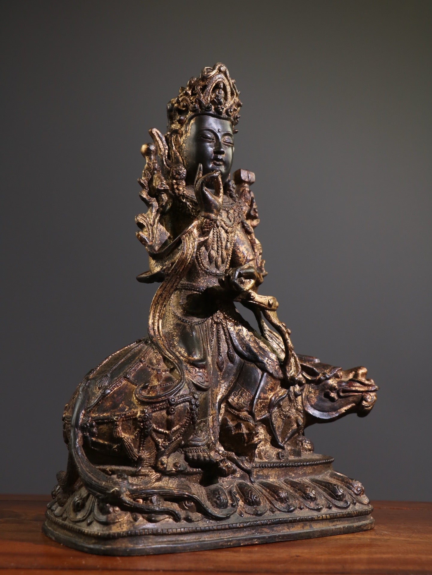 Chinese Antique [Sitting Beast Tara Bodhisattva]