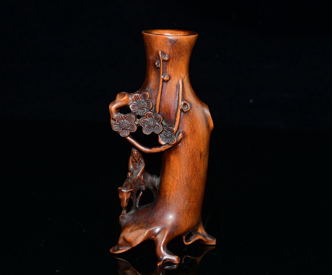 Huangyang wood Zhangguo old pen holder ornament
