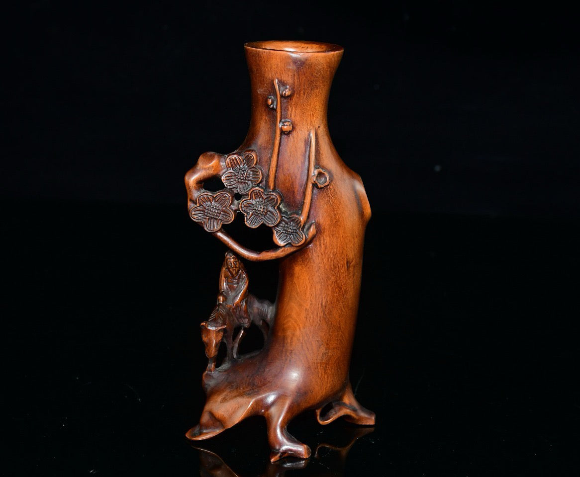 Huangyang wood Zhangguo old pen holder ornament