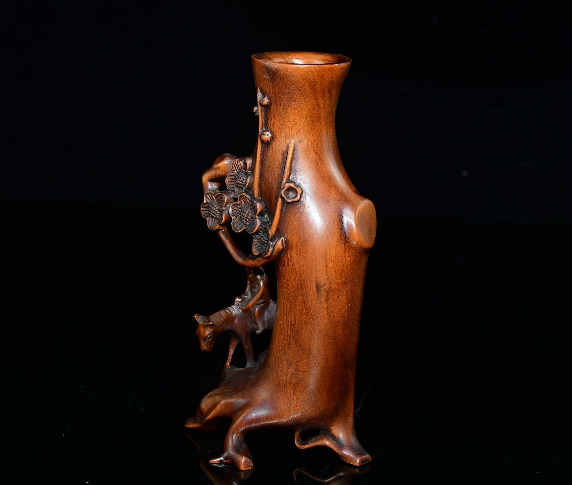 Huangyang wood Zhangguo old pen holder ornament