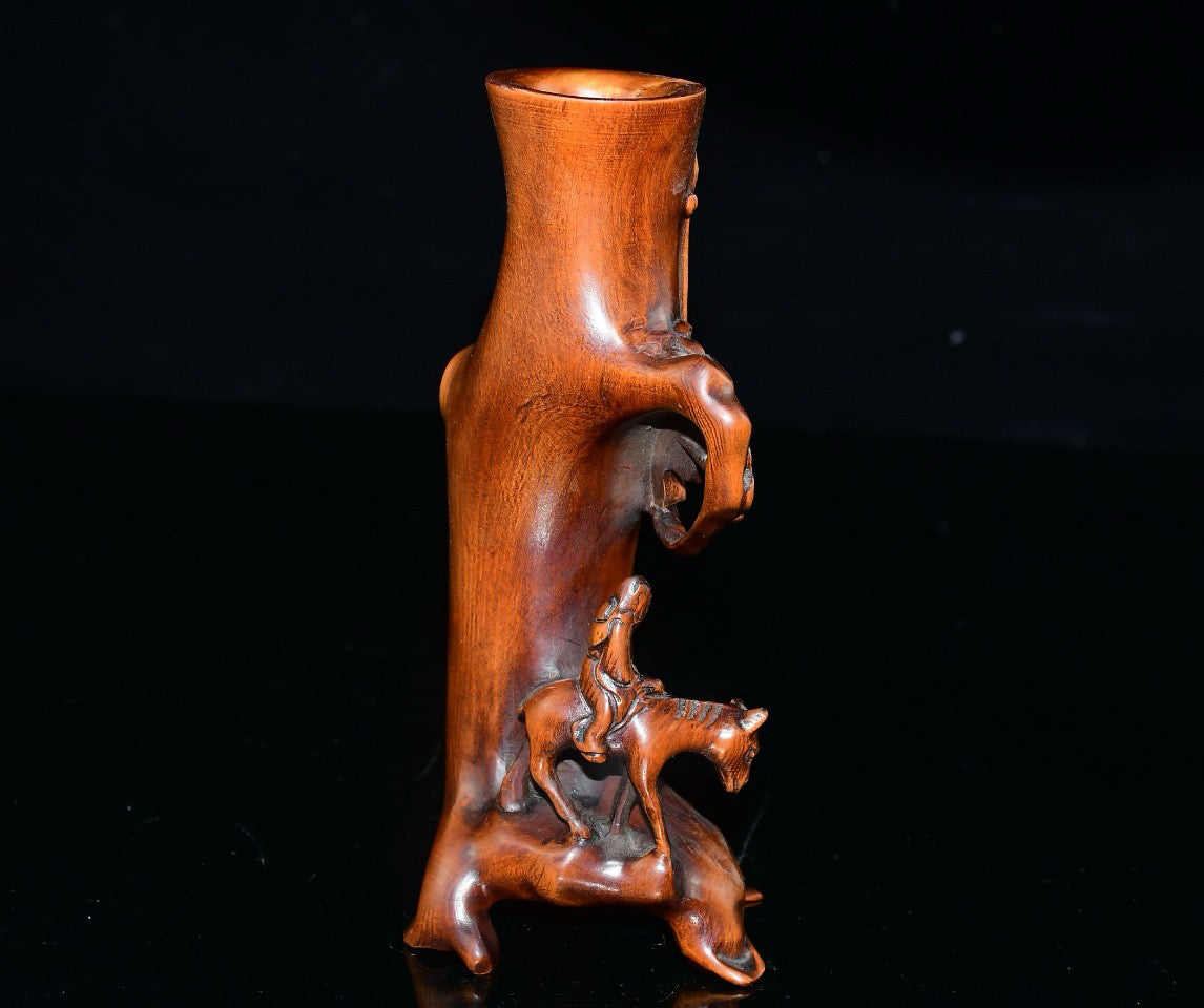Huangyang wood Zhangguo old pen holder ornament