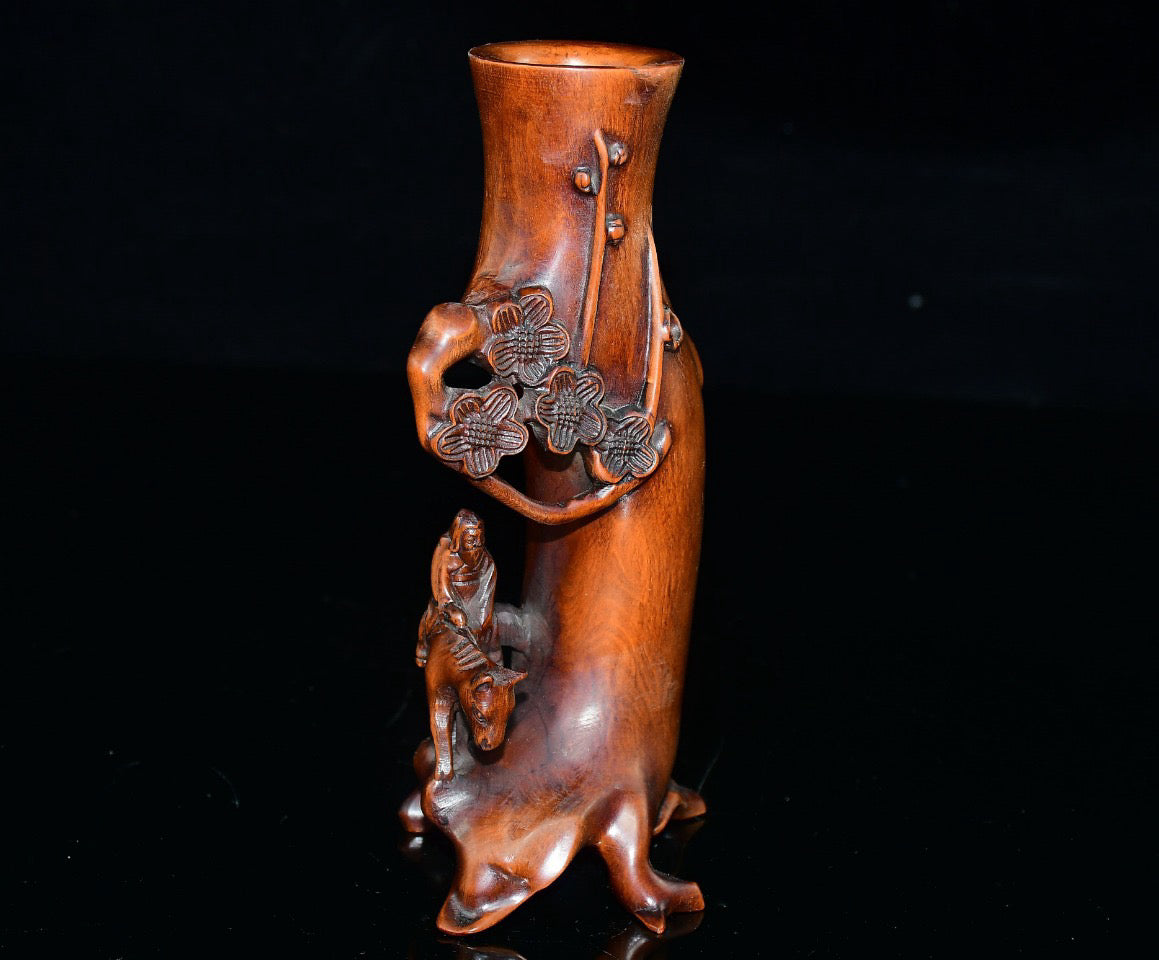 Huangyang wood Zhangguo old pen holder ornament