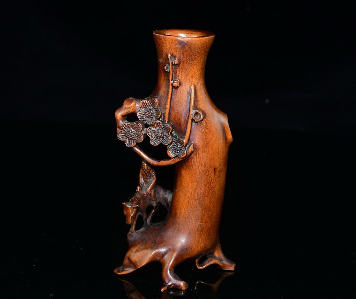 Huangyang wood Zhangguo old pen holder ornament
