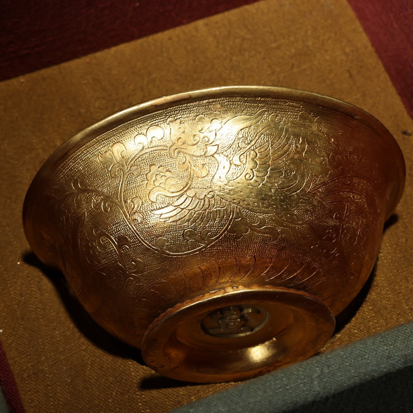 Chinese antique pure copper relief gold-plated bowl