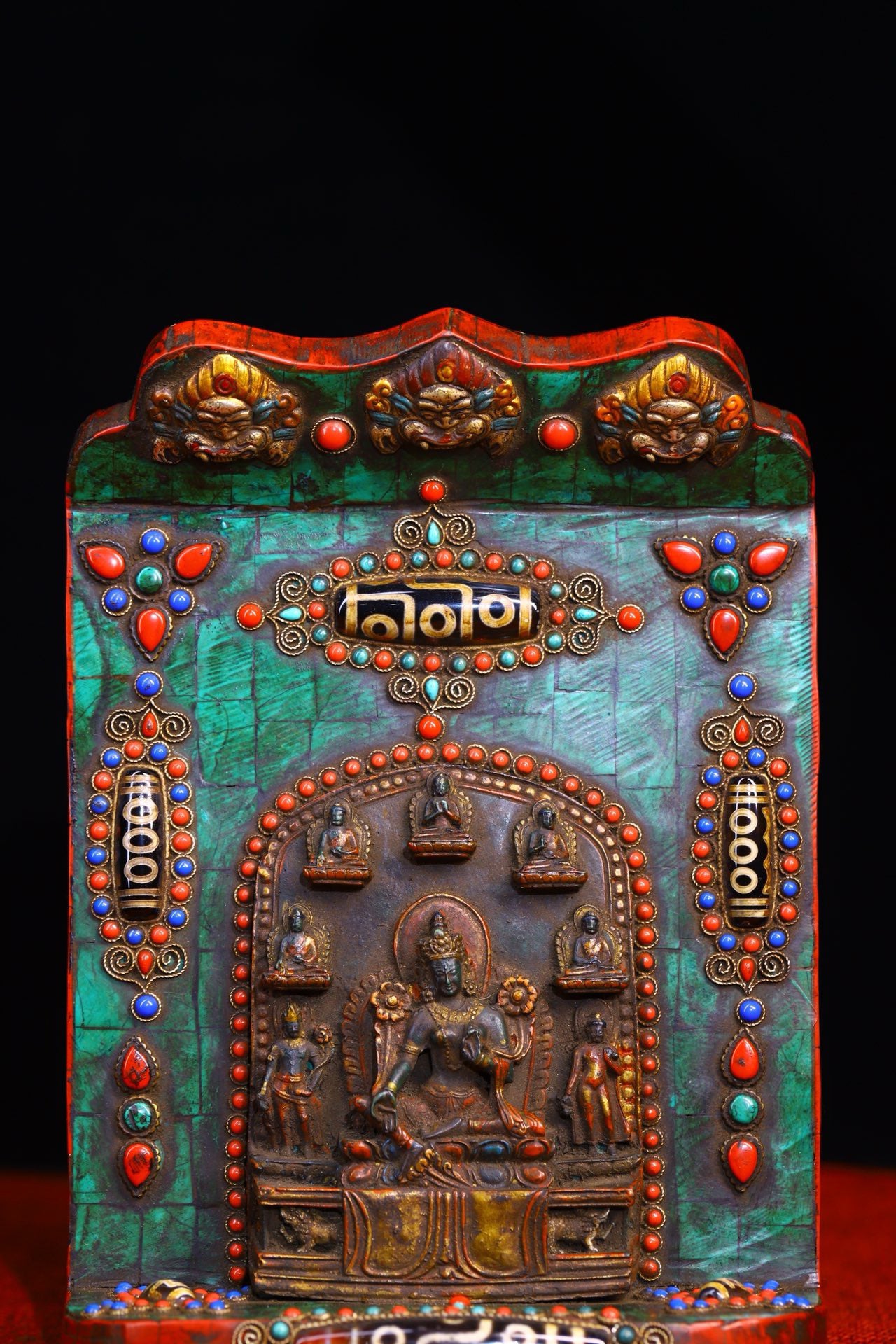 Handmade filigree inlaid gemstones, heavenly pearl Buddha niches