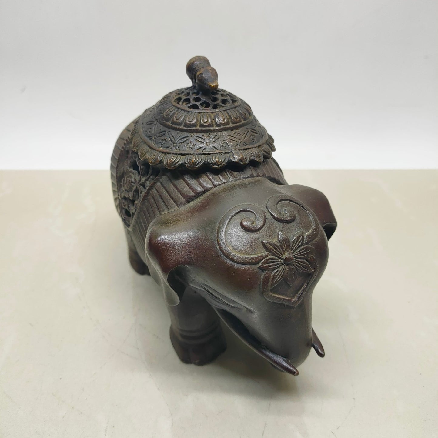 A large Chinese antique pure copper elephant furnace