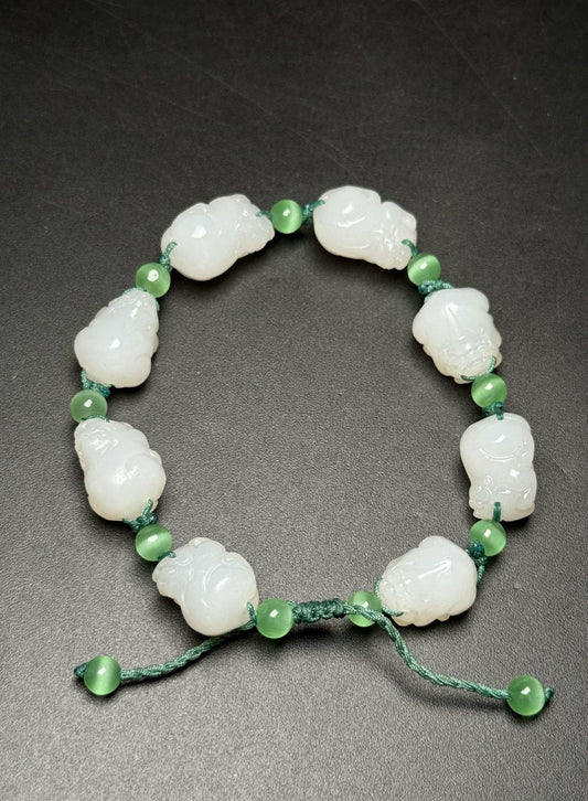 Chinese antique Hotan Jade Pixiu bracelet