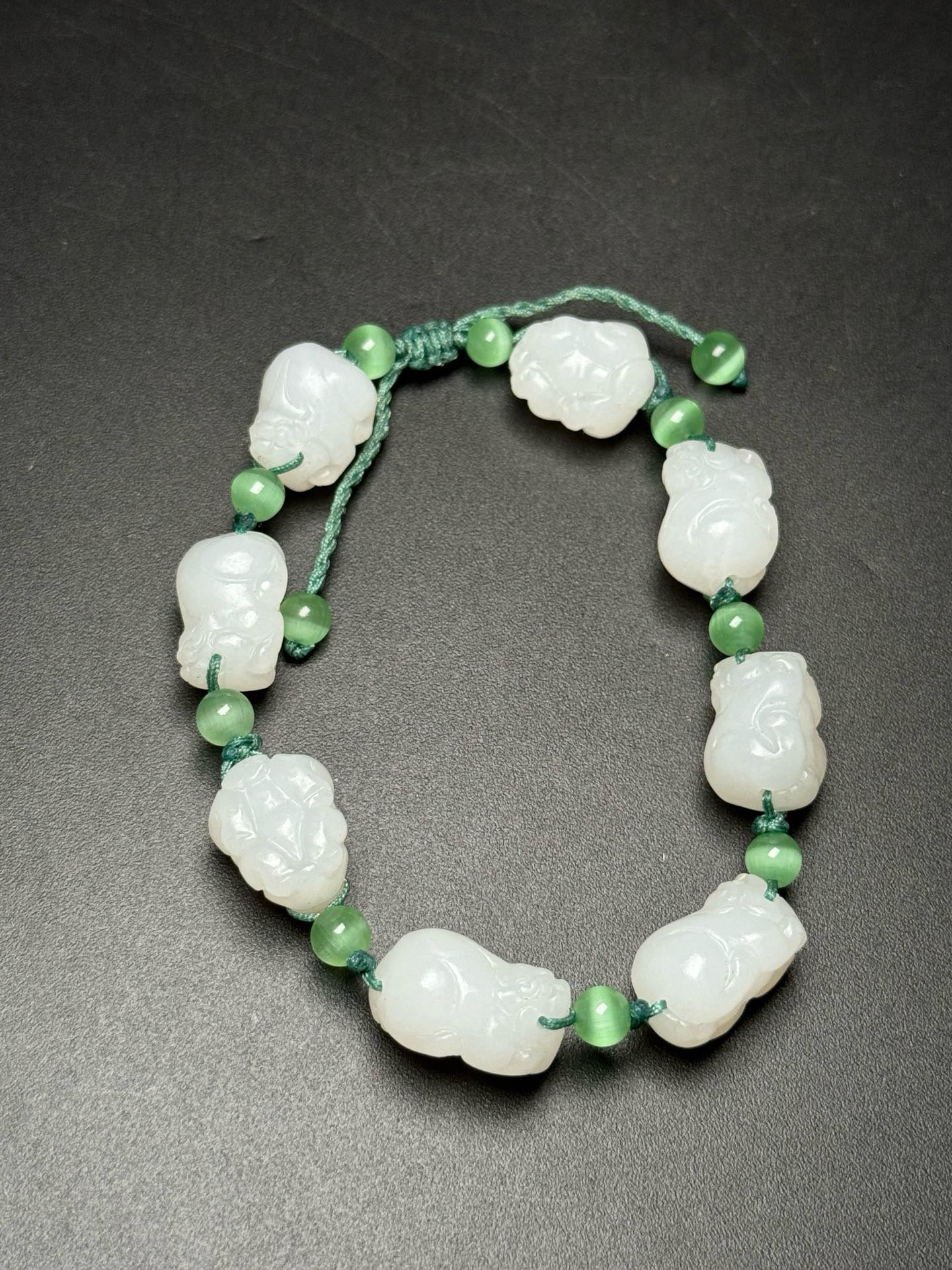 Chinese antique Hotan Jade Pixiu bracelet