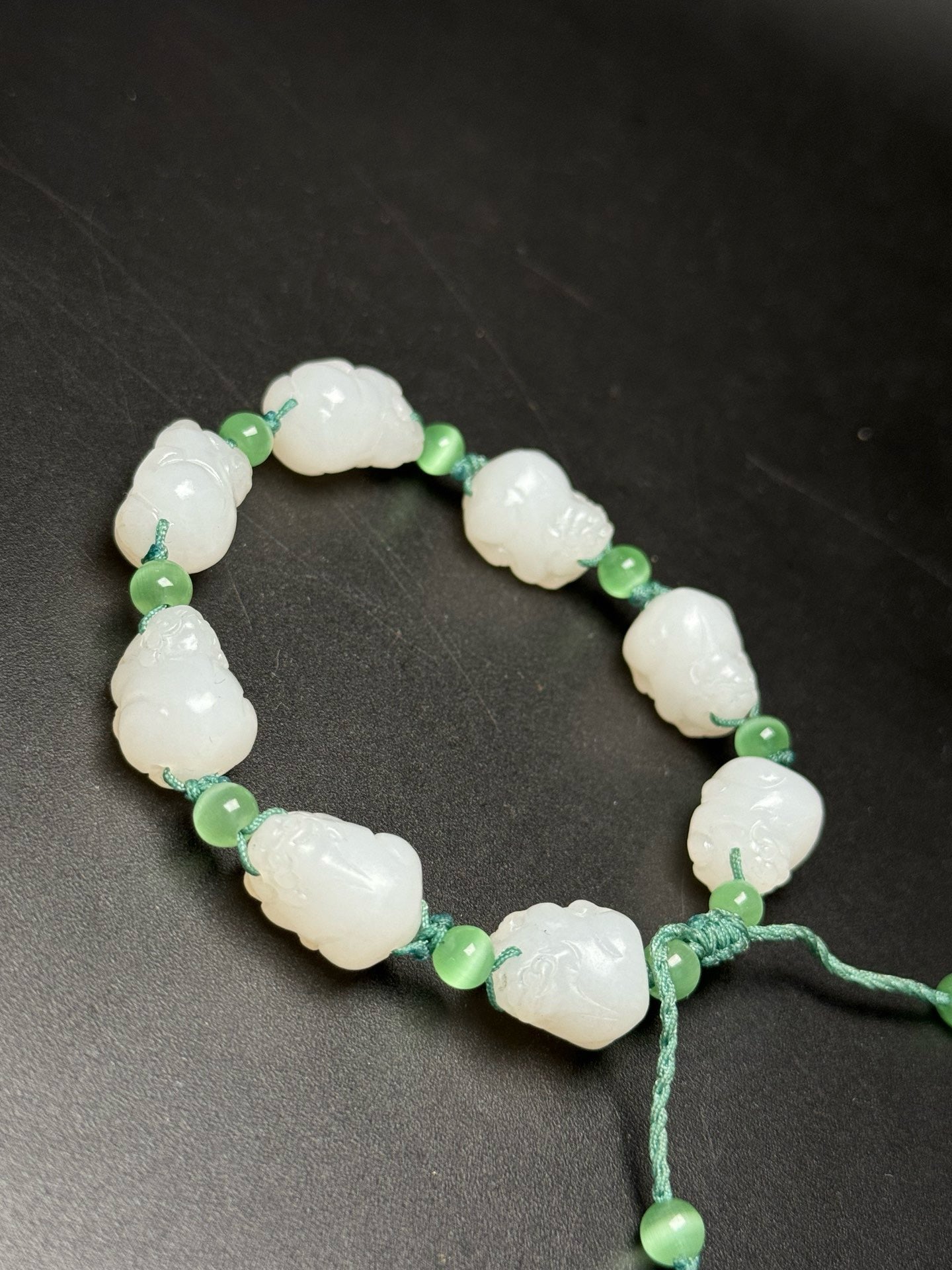 Chinese antique Hotan Jade Pixiu bracelet